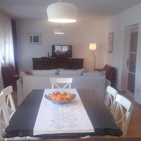 Apartment Bacvice *